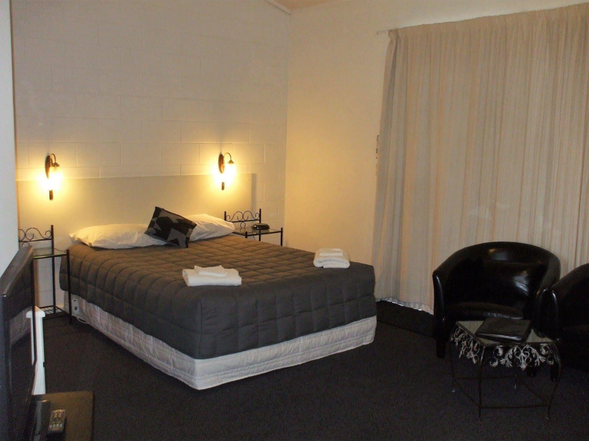 Acorn Estate Motel Masterton Ngoại thất bức ảnh