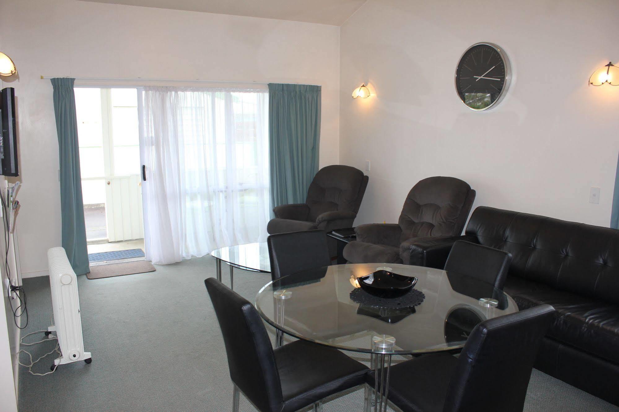 Acorn Estate Motel Masterton Ngoại thất bức ảnh