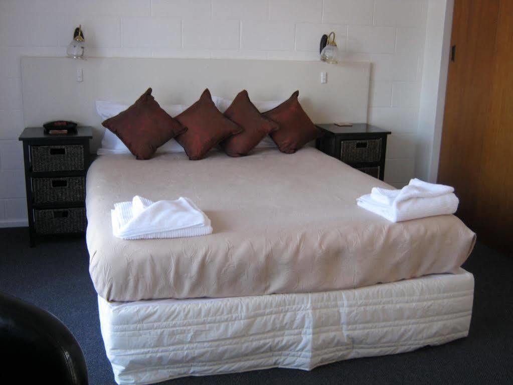 Acorn Estate Motel Masterton Ngoại thất bức ảnh