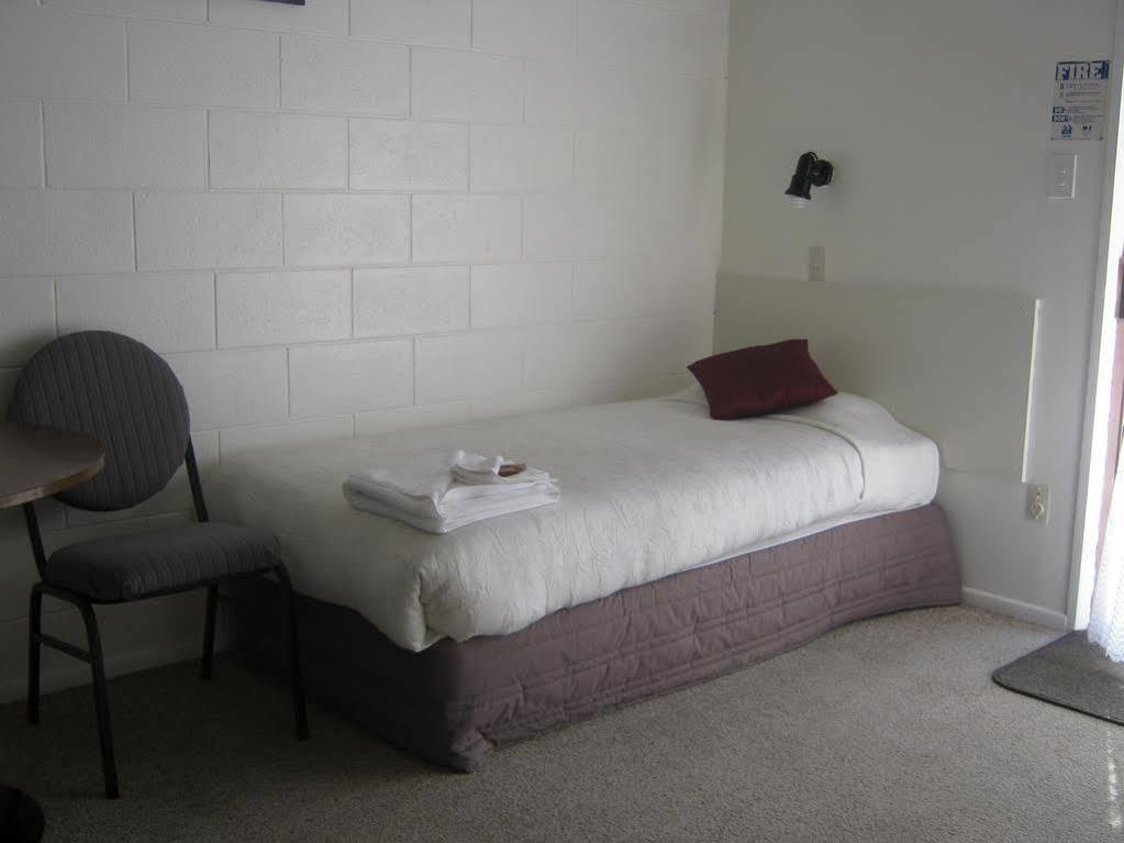 Acorn Estate Motel Masterton Ngoại thất bức ảnh