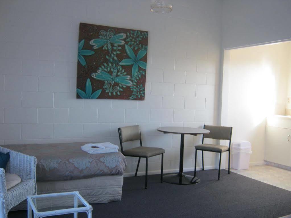 Acorn Estate Motel Masterton Ngoại thất bức ảnh